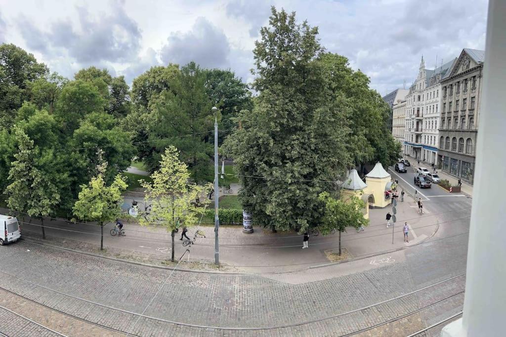 Studio Apartment In The Center Of Riga Ngoại thất bức ảnh